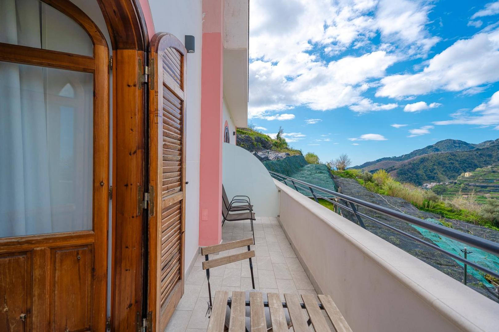 Tra I Monti Bed & Breakfast ตรามอนติ ภายนอก รูปภาพ